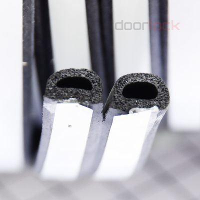 &quot;Уплотнитель дверной  DOORLOCK EPDM D-образный  7,5х9мм, черный, самоклеящийся,  рулон 100м&quot;